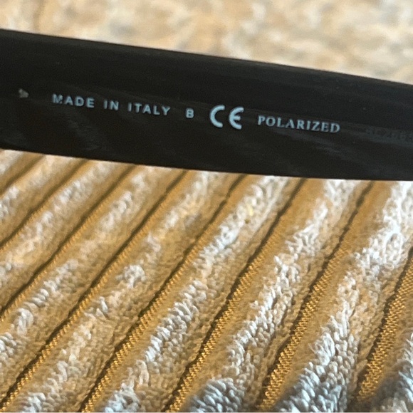 CHANEL Polarized Square CC Sunglasses 5380 Black - Picture 4 of 9